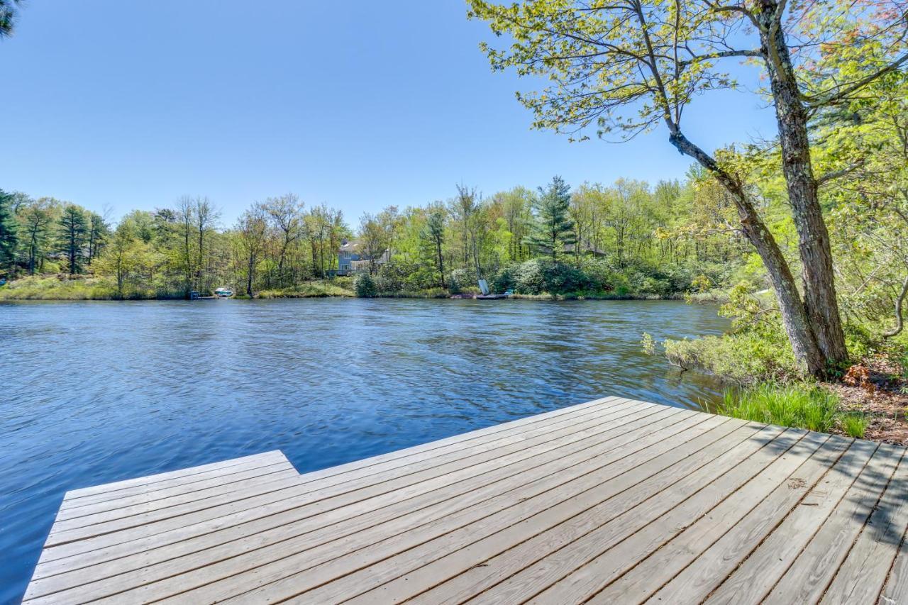 Lakefront Poconos Vacation Rental With Swim Dock! Long Pond Exterior foto