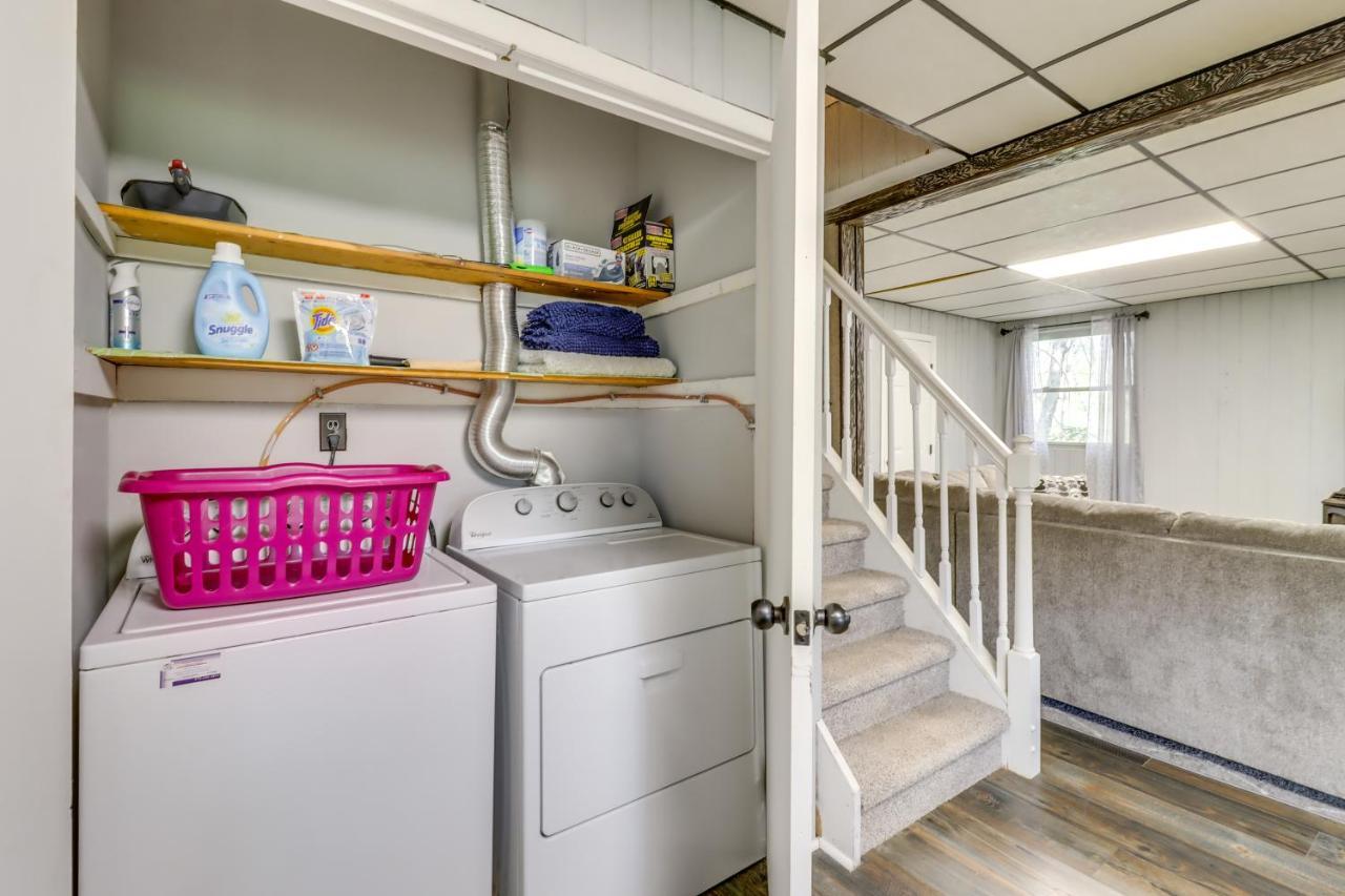 Lakefront Poconos Vacation Rental With Swim Dock! Long Pond Exterior foto
