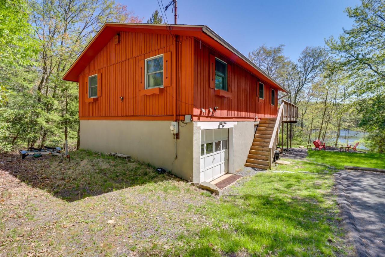 Lakefront Poconos Vacation Rental With Swim Dock! Long Pond Exterior foto